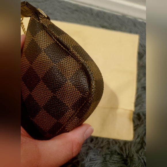 Louis Vuitton mini pochette damier ebene - Picture 11 of 16
